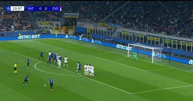 1727825523893038255.gif 1727825523893038255.gif